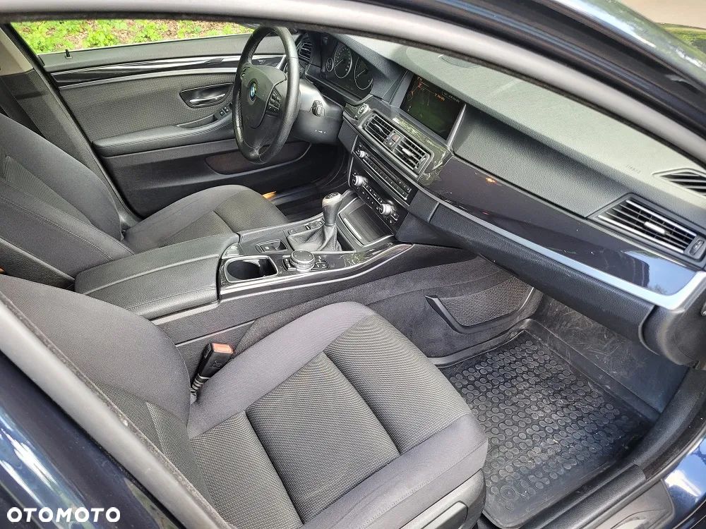 BMW Seria 5 520d - 11