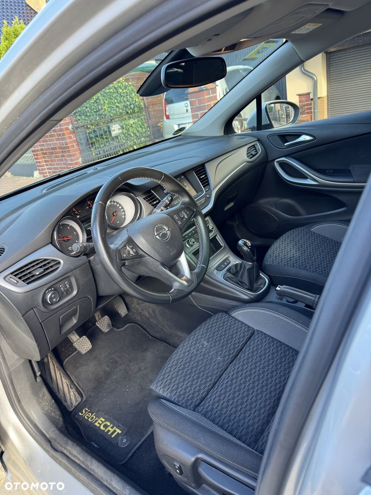 Opel Astra 2020 photo 5