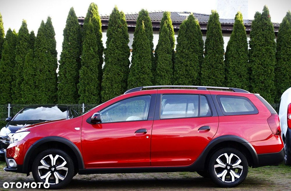 Dacia Logan TCe 90 S&S Stepway Celebration - 3