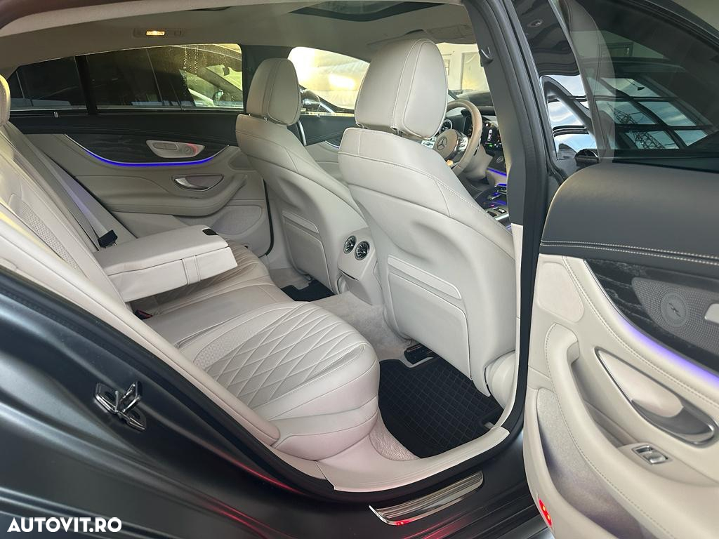 Mercedes-Benz AMG GT 53 4MATIC+ MHEV - 17