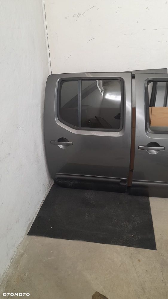 NIssan Frontier  Navara Patfander drzwi - 6