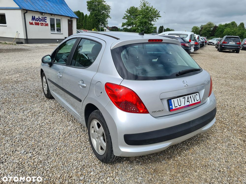 Peugeot 207 1.4 Trendy - 6