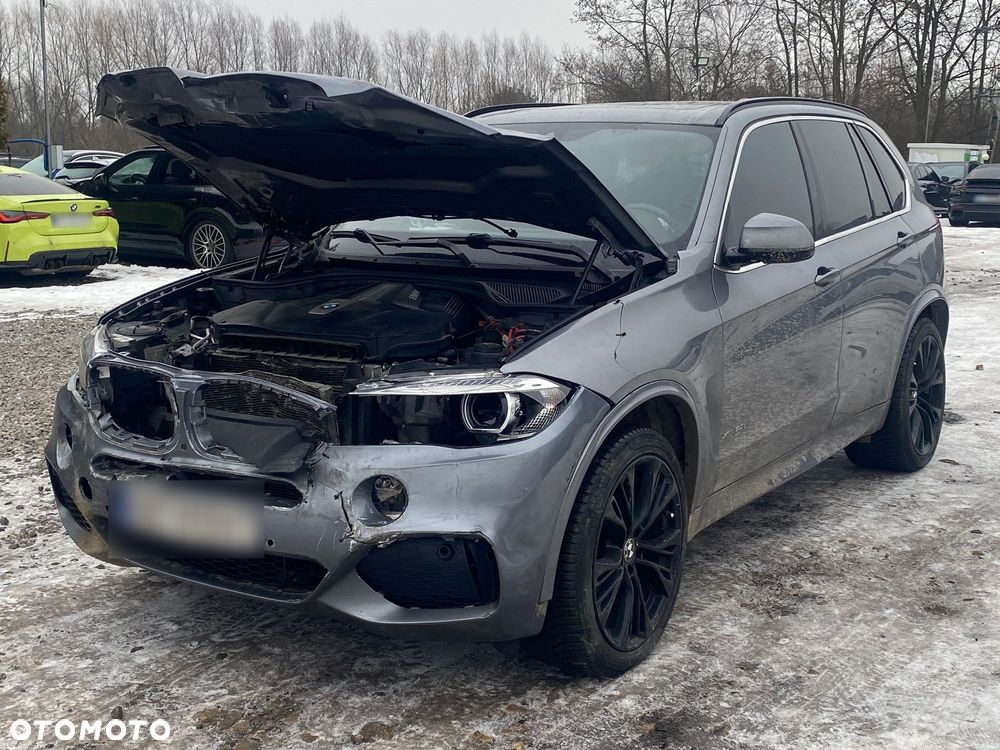 BMW X5 xDrive50i Sport-Aut - 4