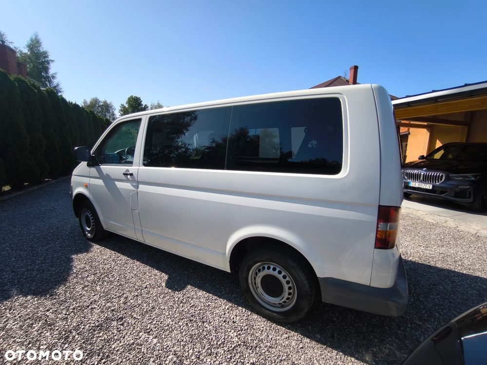 Volkswagen Transporter Shuttle L1 - 4