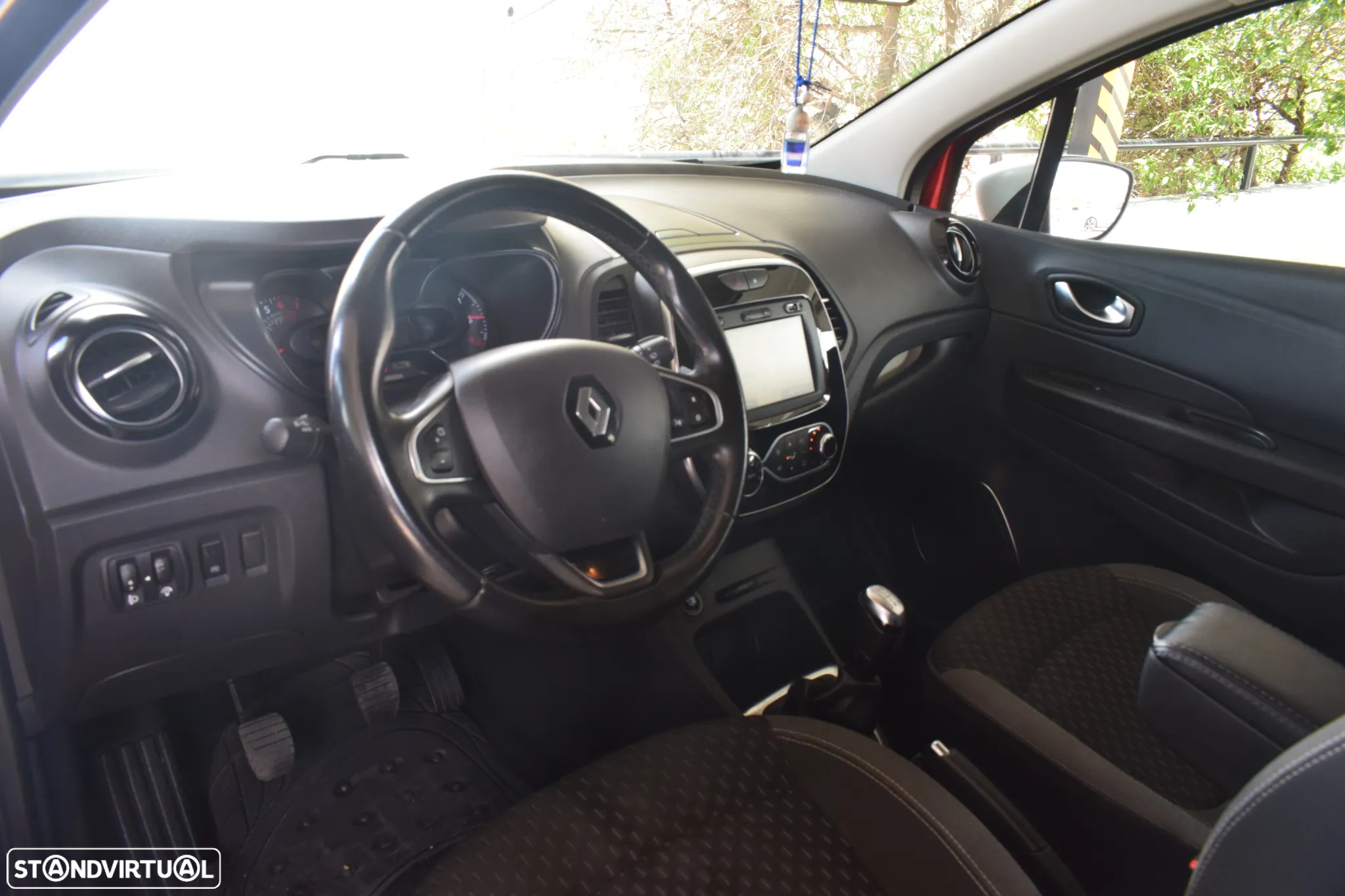 Renault Captur 0.9 TCE Exclusive - 9