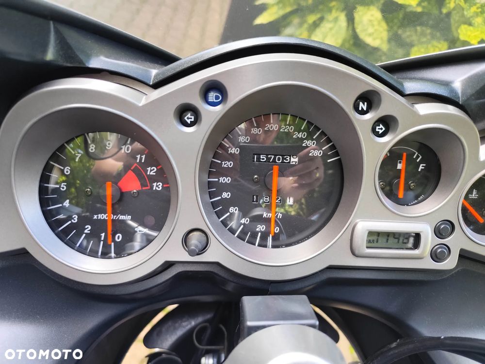 Kawasaki ZZR - 29