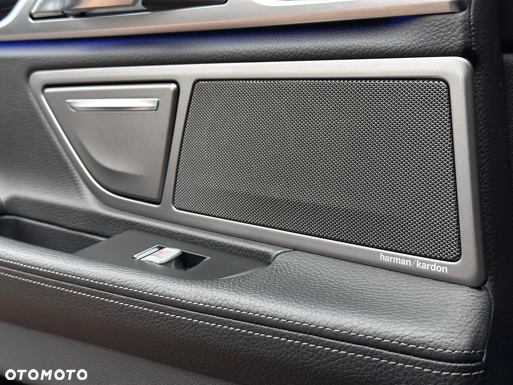BMW Seria 7 730d xDrive - 29