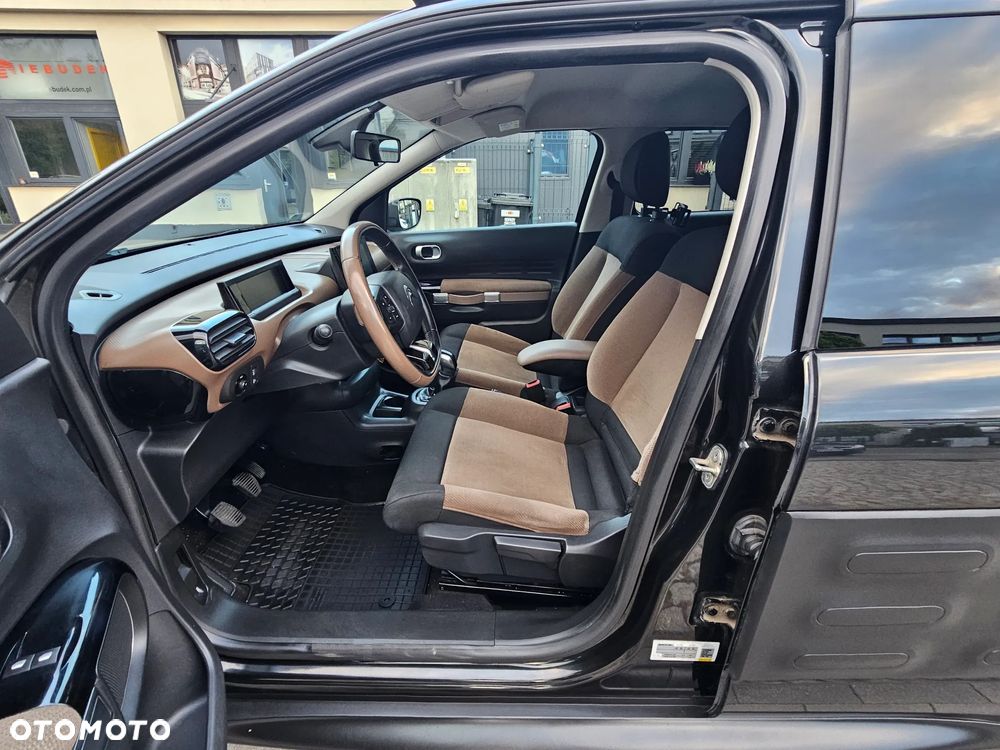 Citroën C4 Cactus 1.2 PureTech Shine Edition S&S - 8
