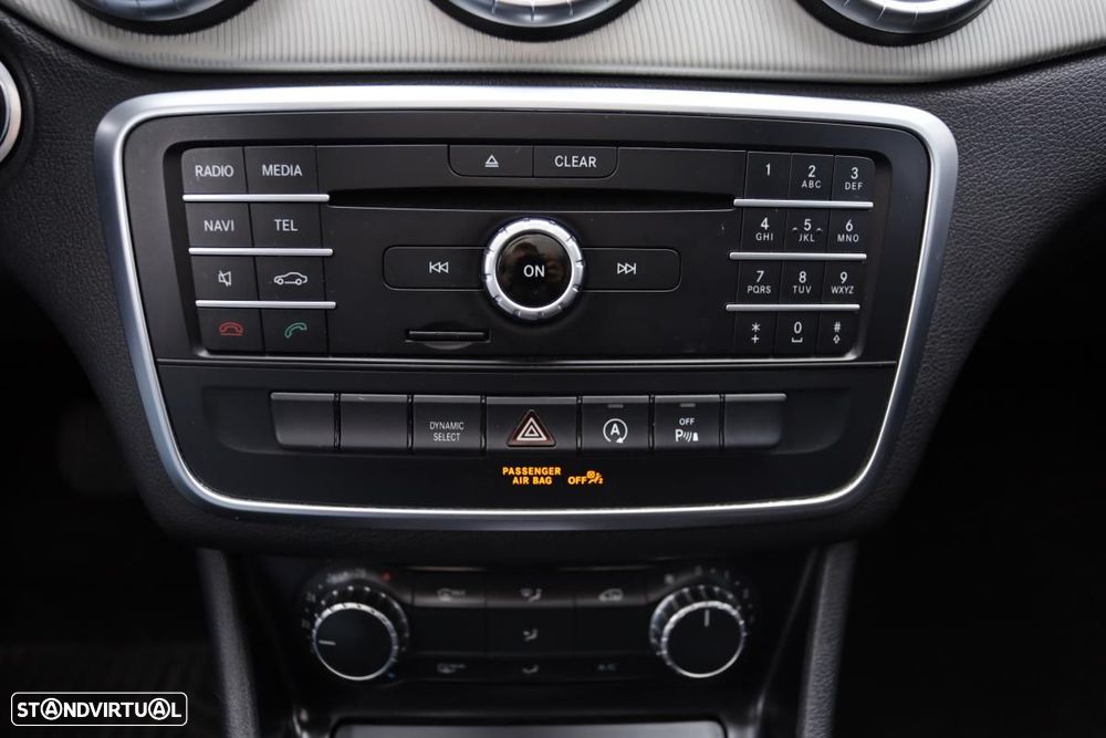 Mercedes-Benz CLA 200 d Shooting Brake Urban Aut. - 8