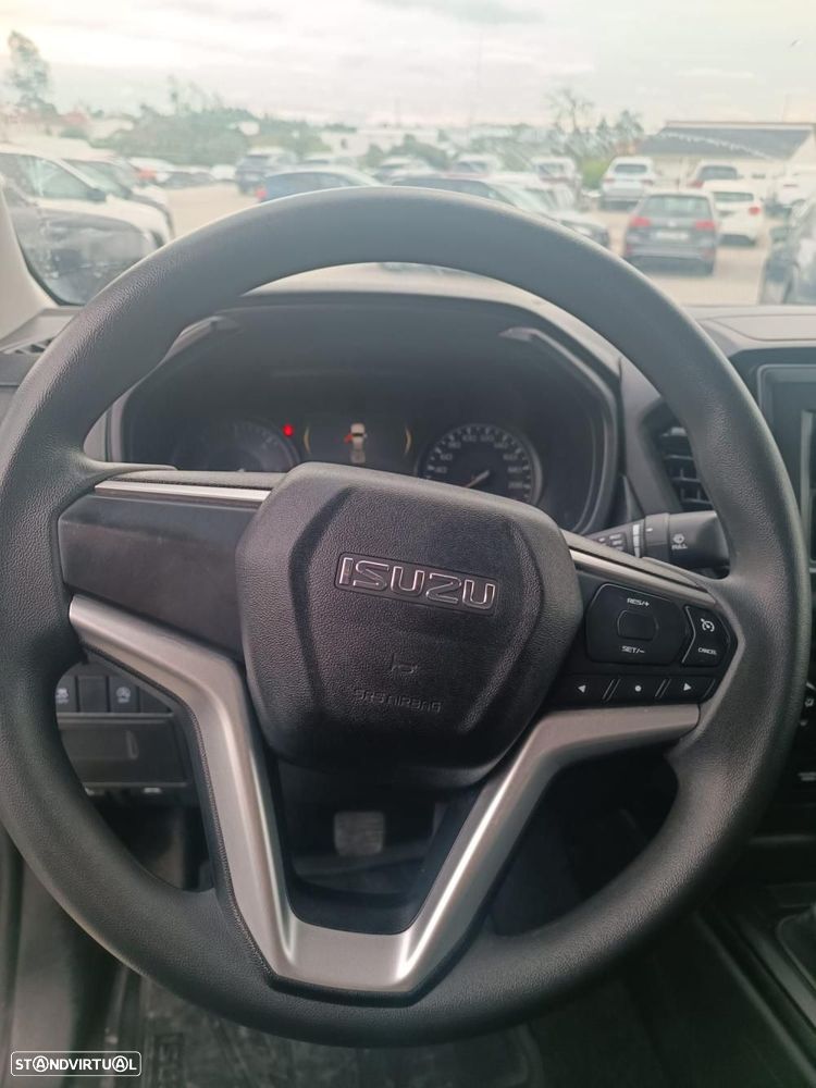 Isuzu D-Max - 5