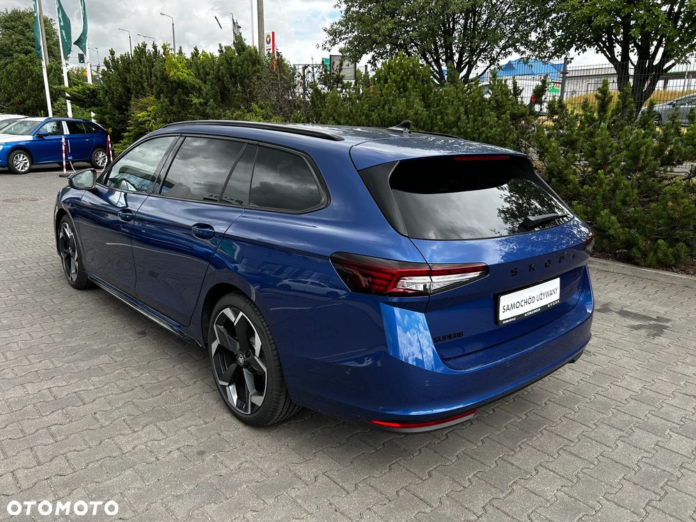 Skoda Superb 2.0 TDI SCR 4x4 Sportline DSG - 9