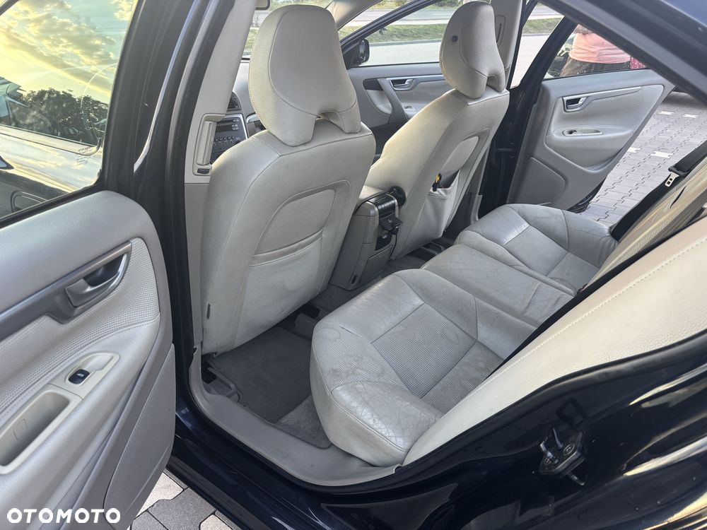 Volvo S60 2.4D Summum - 13