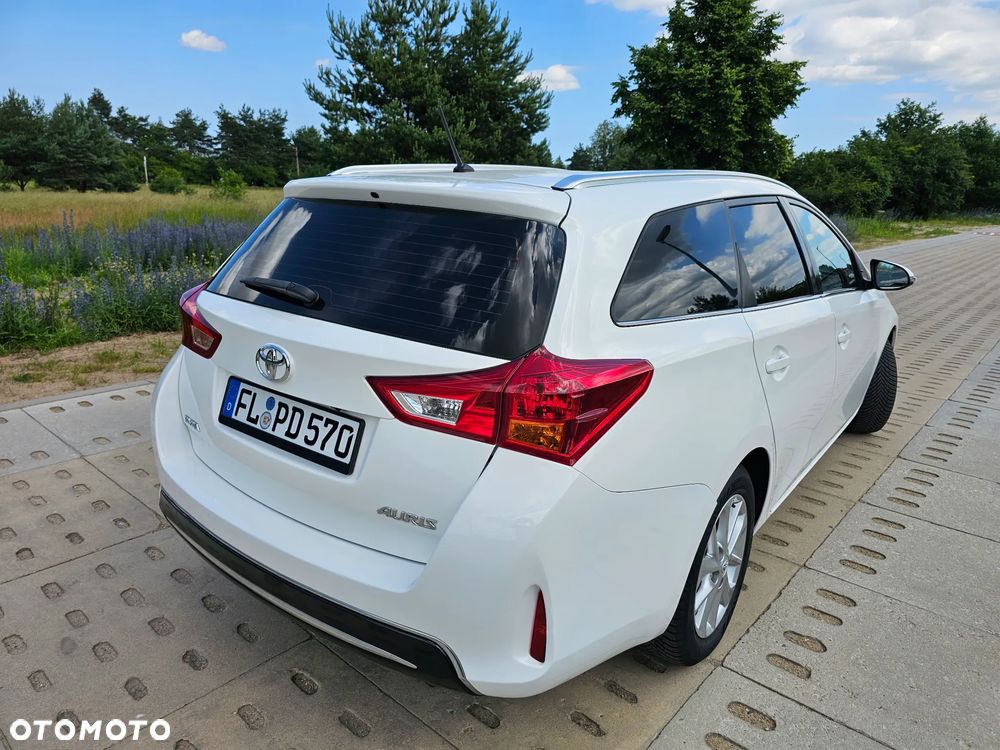 Toyota Auris 1.6 Executive - 15