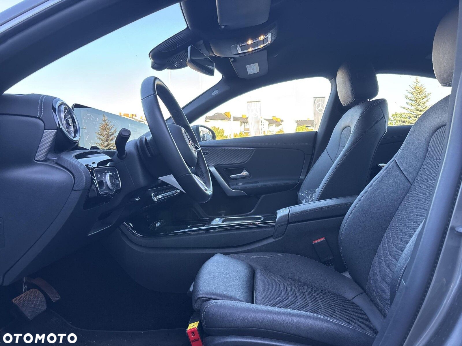 Mercedes-Benz CLA 180 Progressive 7G-DCT - 18