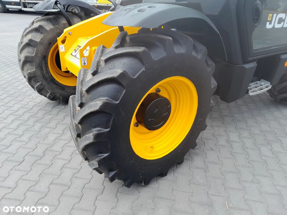 JCB 535-95 - 17