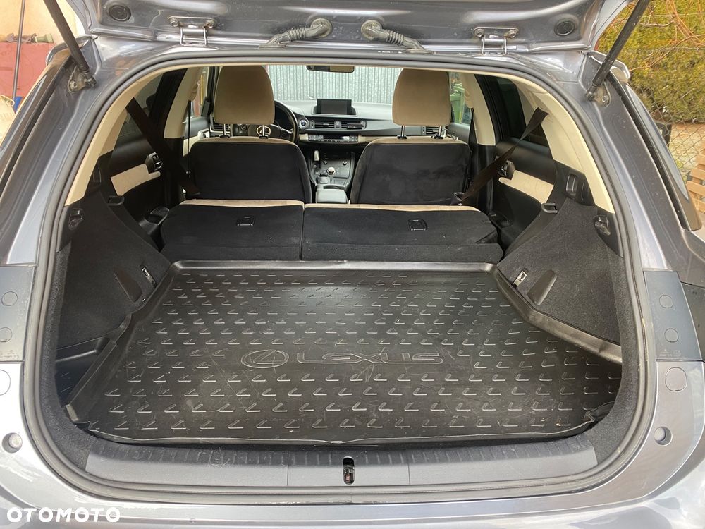 Lexus CT ver-200h-comfort - 12