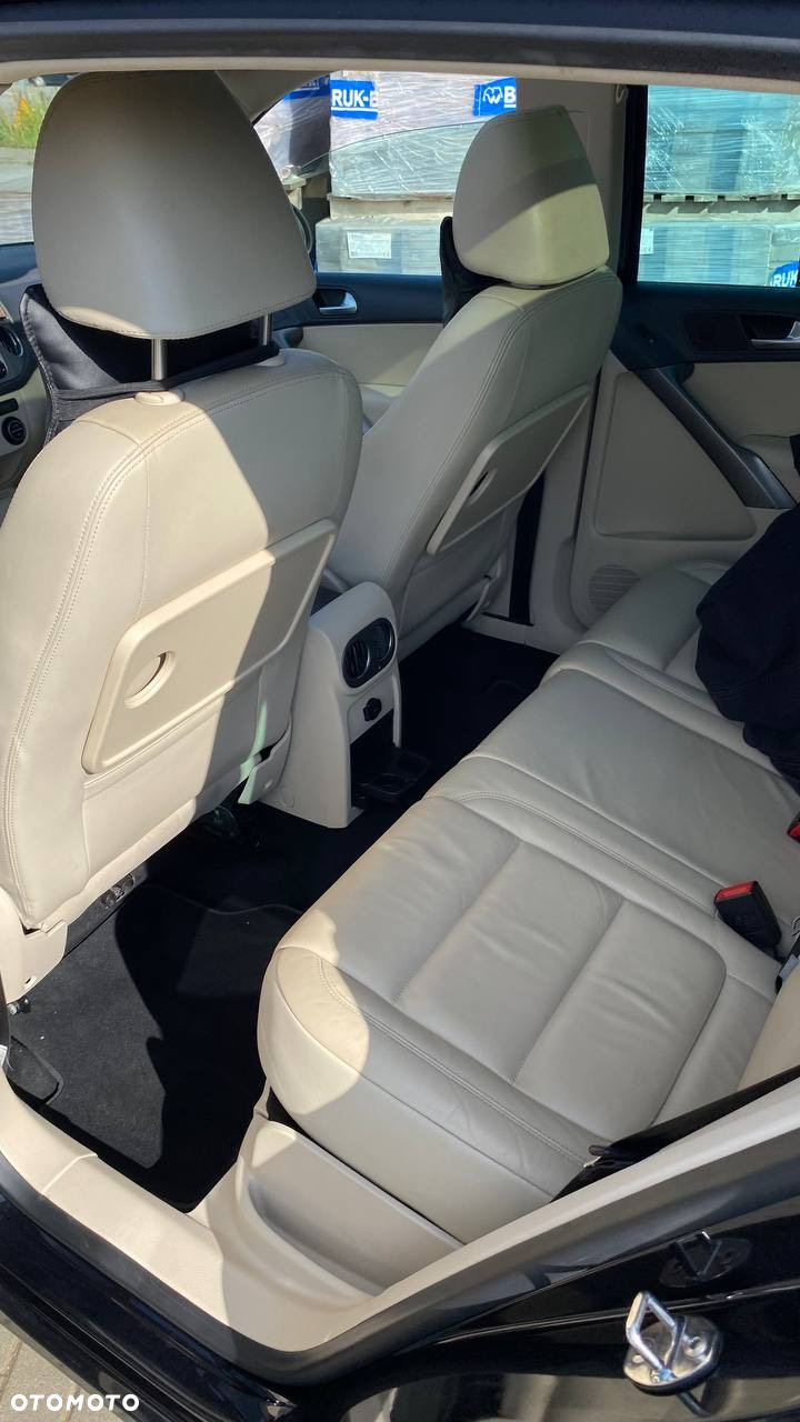 Volkswagen Tiguan 1.4 TSI BlueMotion Technology Lounge Sport & Style - 11