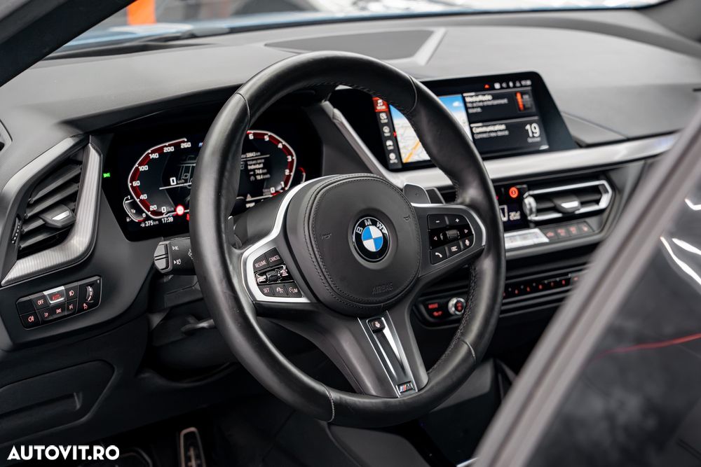 BMW M2 M235i xDrive AT - 32