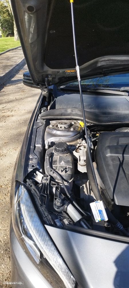 Mercedes-Benz A 180 CDI BE Edition AMG Line - 21