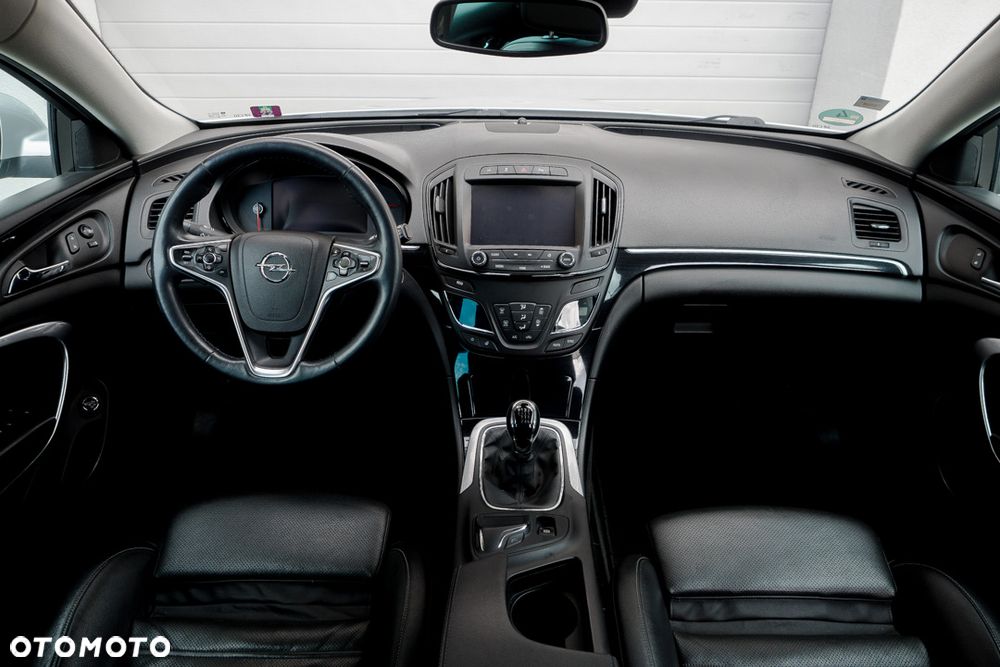 Opel Insignia 1.6 T Cosmo S&S - 36