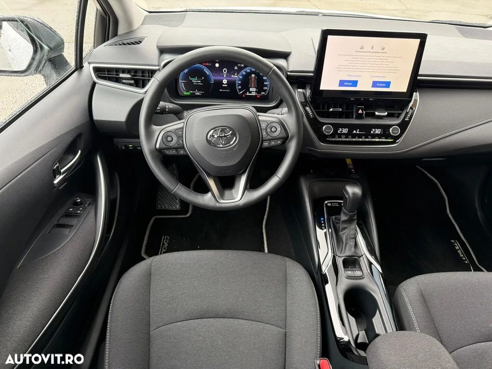 Toyota Corolla 1.8 HSD Dynamic - 18
