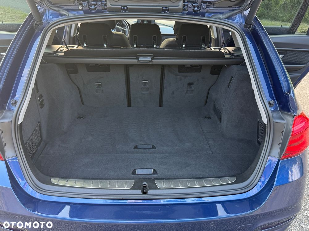 BMW Seria 3 318d Advantage - 34