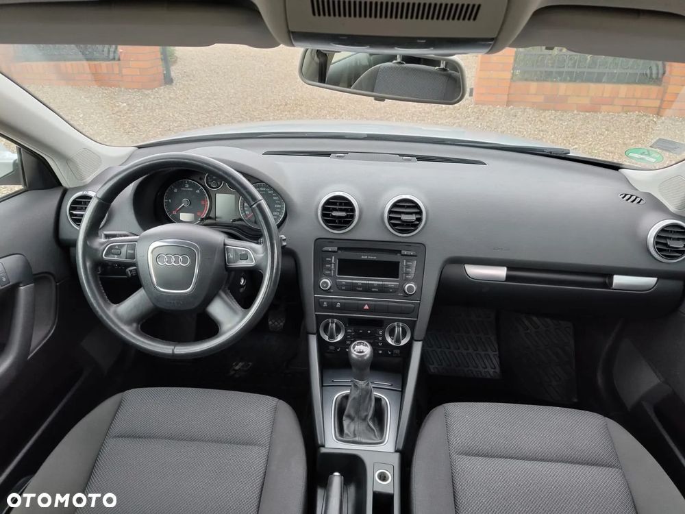 Audi A4 2.0 TDI DPF S line Sportpaket - 5