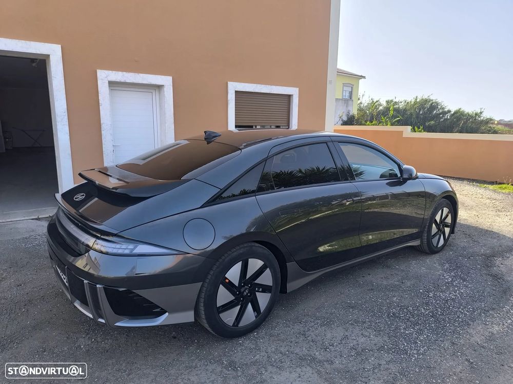 Hyundai Ioniq 6 - 2
