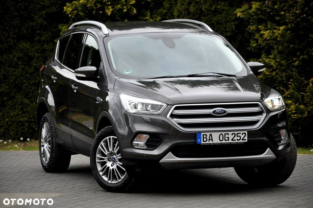 Ford Kuga - 11