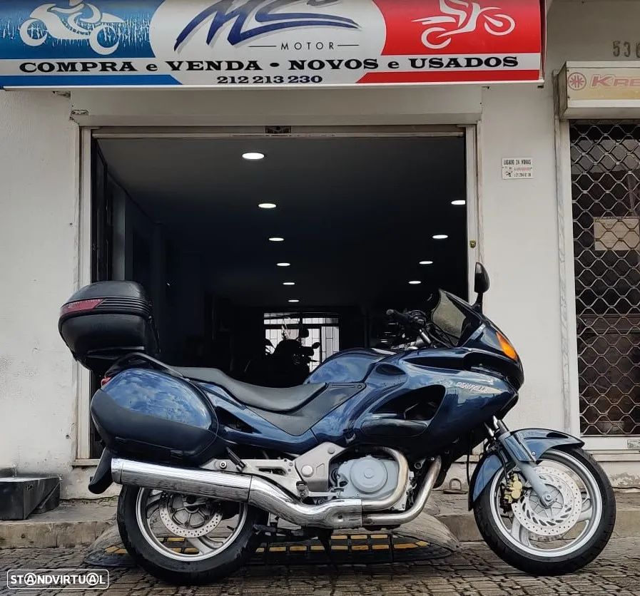 Honda Deauville 650 - 1