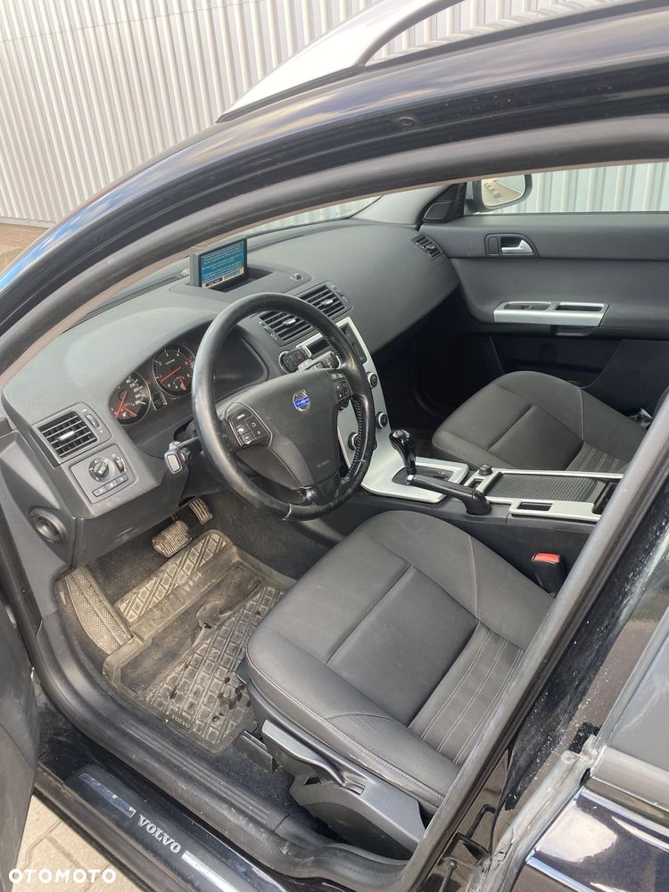 Volvo V50 DPF D4 Geartronic Momentum - 9