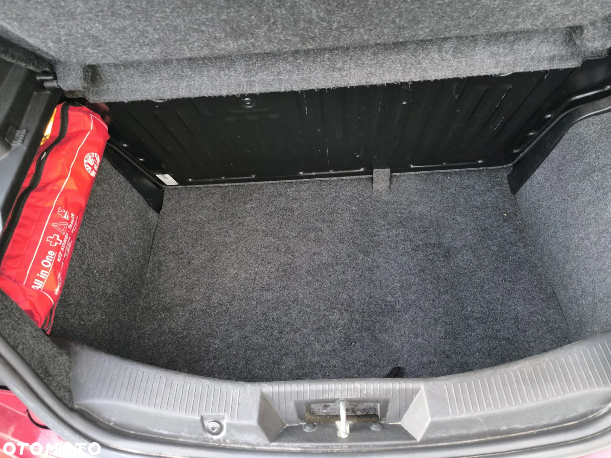 Alfa Romeo Mito 1.4 16V - 12