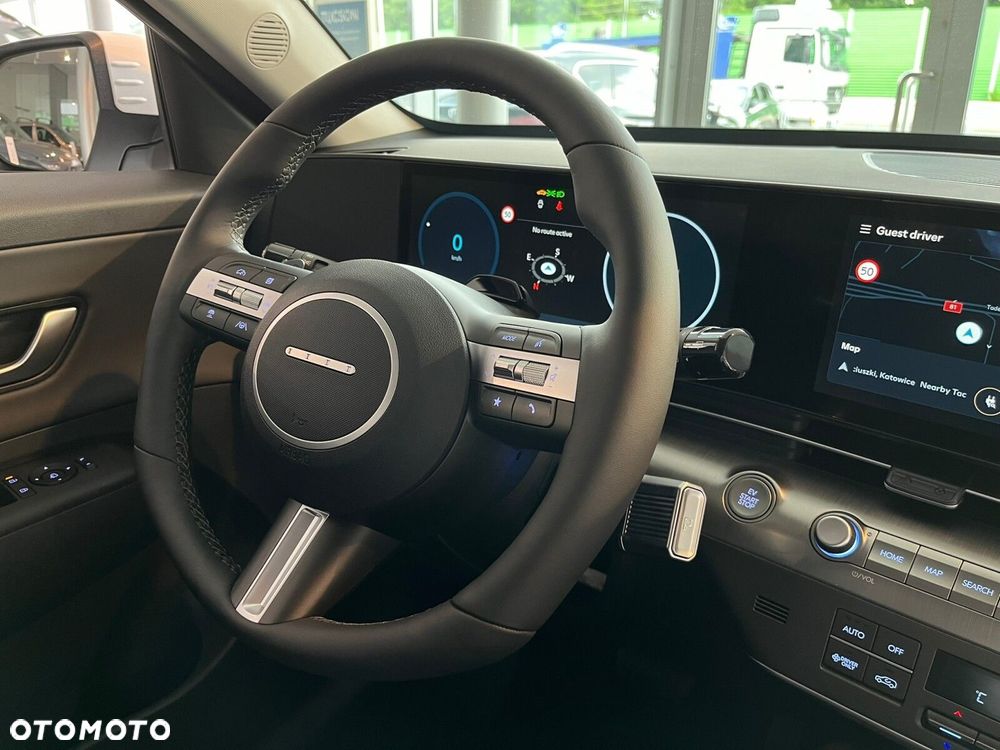 Hyundai Kona Electric 65kWh Executive - 12