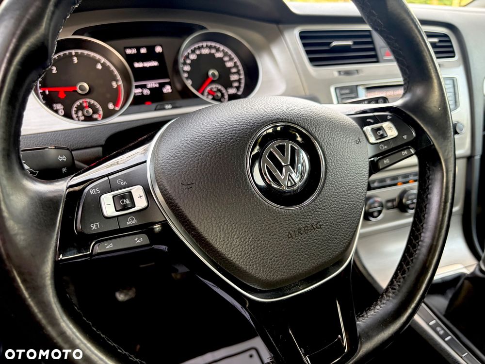 Volkswagen Golf 2.0 BlueTDI Comfortline - 21