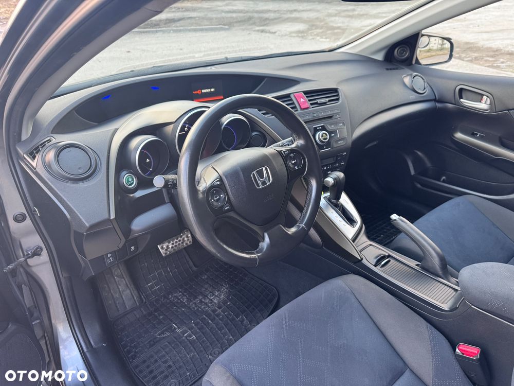Honda Civic 1.8 i-VTEC Automatik Executive Black Edition - 12