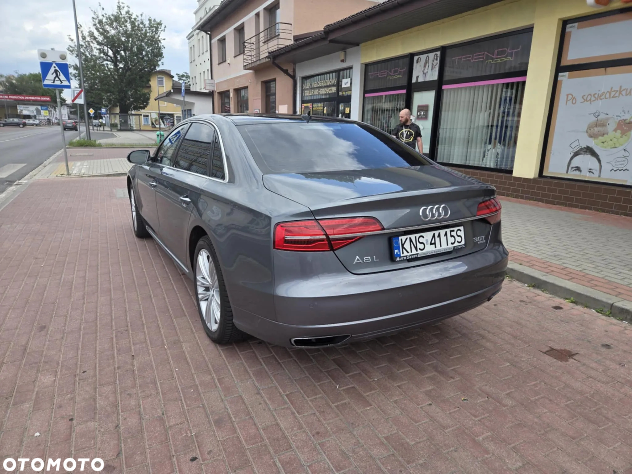 Audi A8 - 8