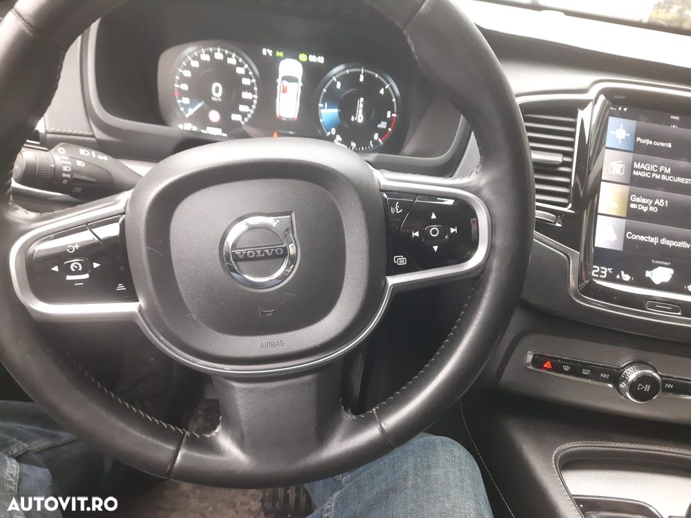 Volvo XC 90 D5 AWD Geartronic Inscription - 4