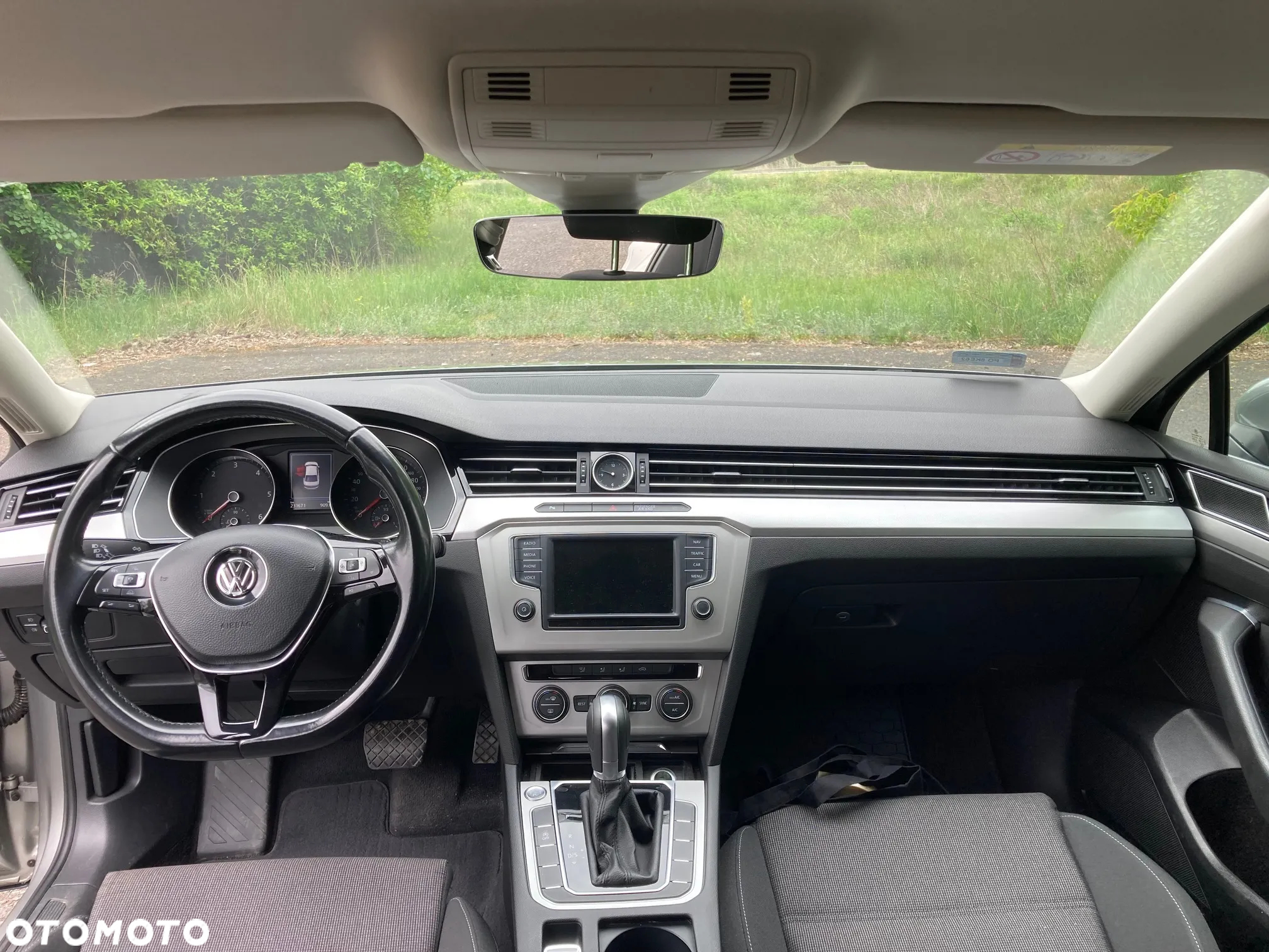 Volkswagen Passat 2.0 TDI BMT Comfortline DSG - 10