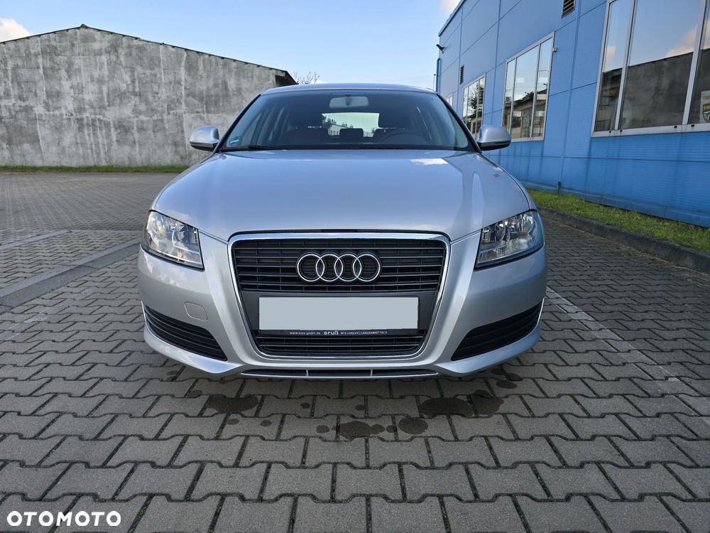 Audi A3 Sportback 1.6 Attraction - 9