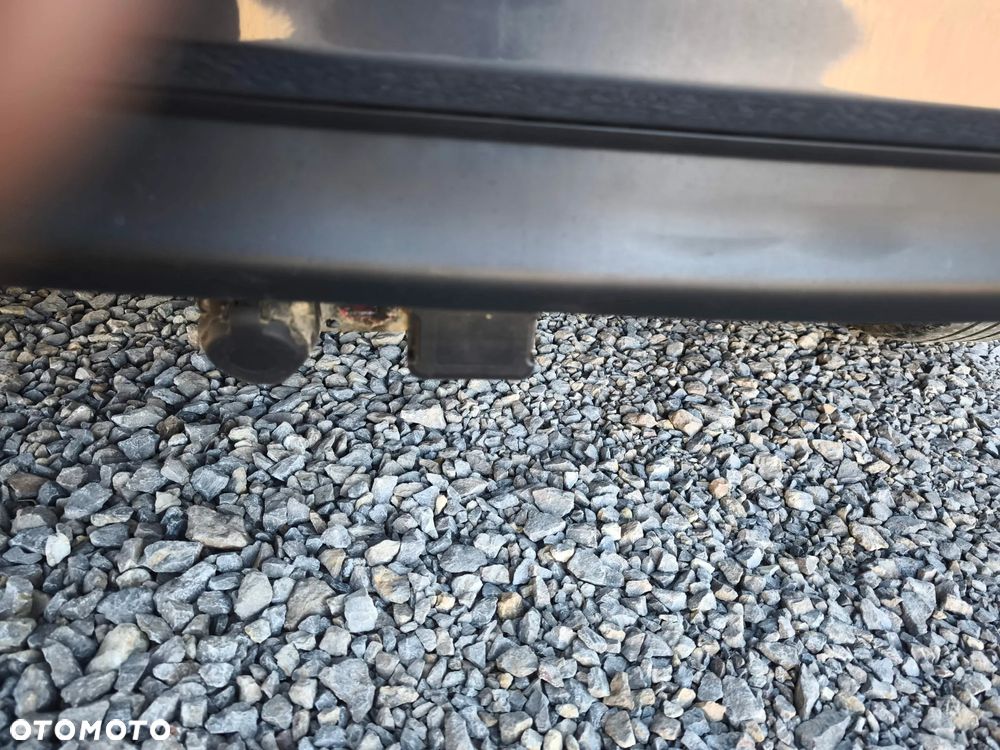 Toyota Auris 1.6 Club - 13