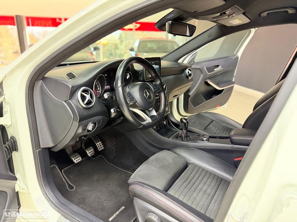 Mercedes-Benz A 180 d AMG Line - 20