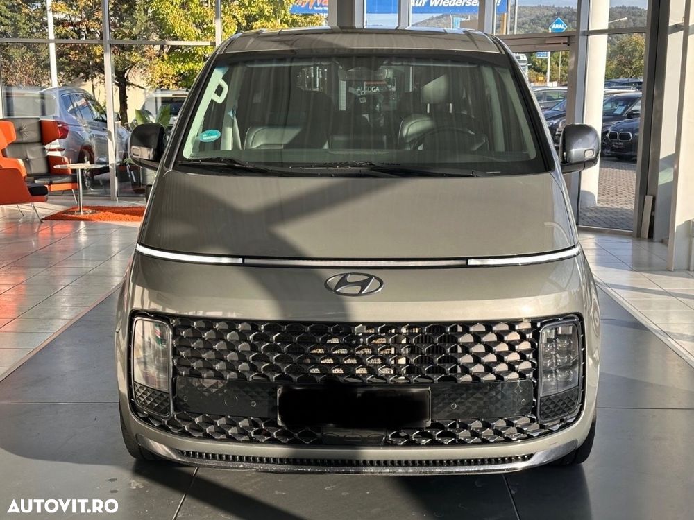 Hyundai Staria - 8