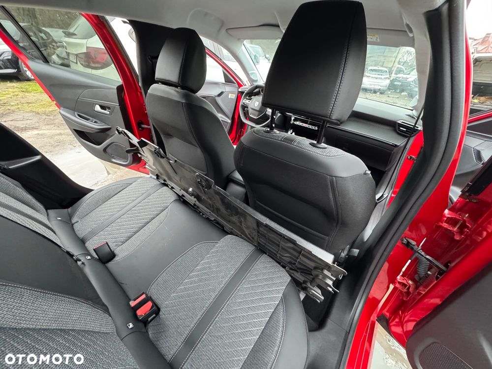 Peugeot 208 1.2 mHEV Allure - 10