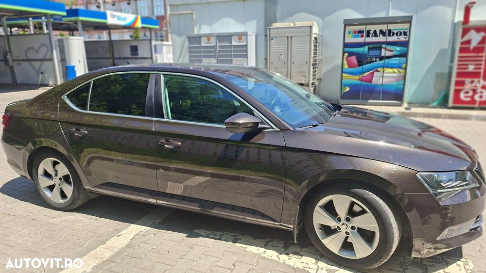 Skoda Superb - 1