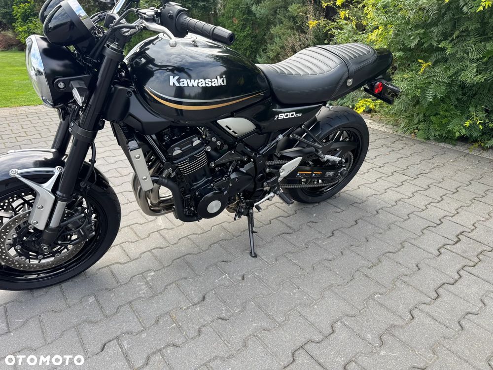 Kawasaki Z 900 RS - 12