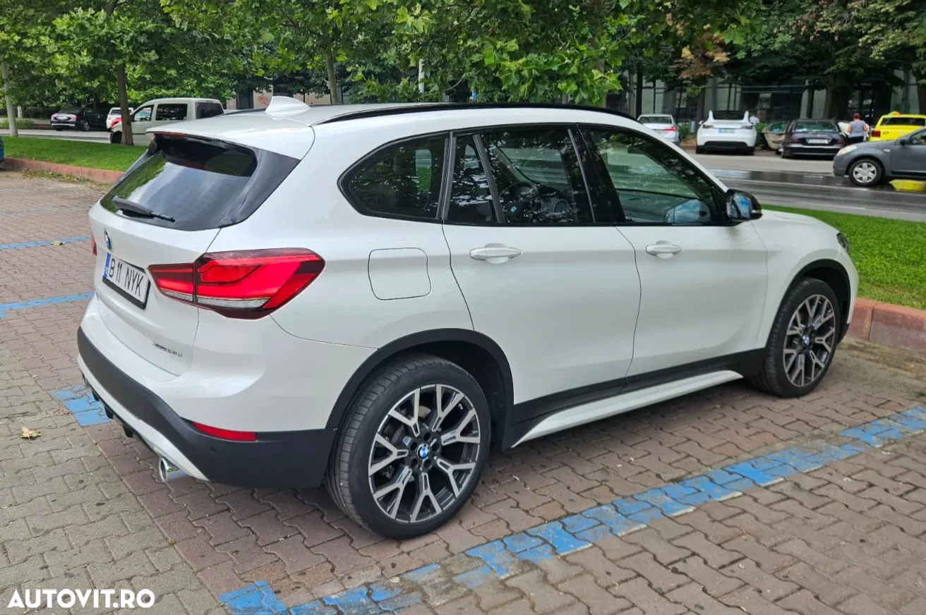 BMW X1 xDrive25d Aut. Sport Line - 3