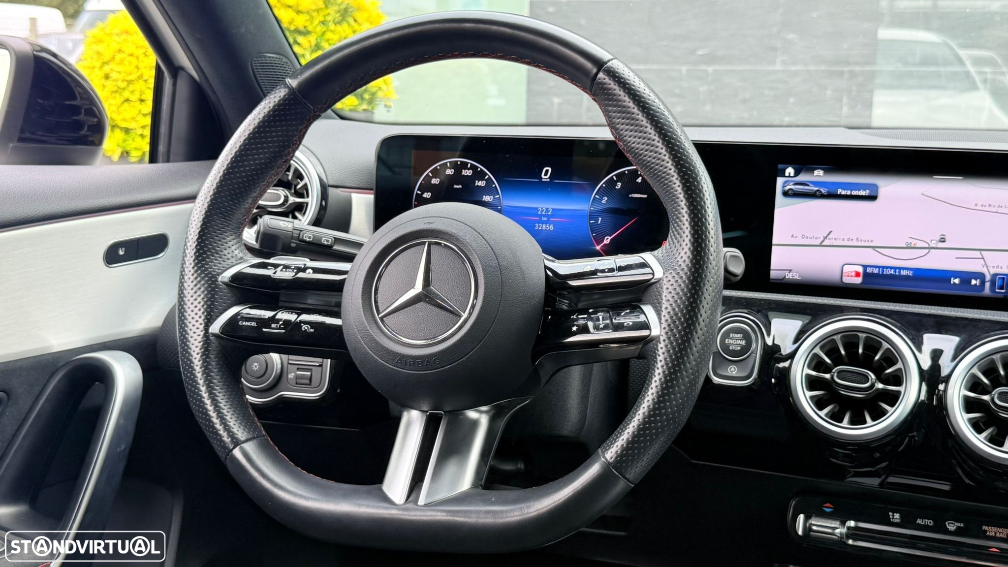 Mercedes-Benz A 200 AMG Line - 22