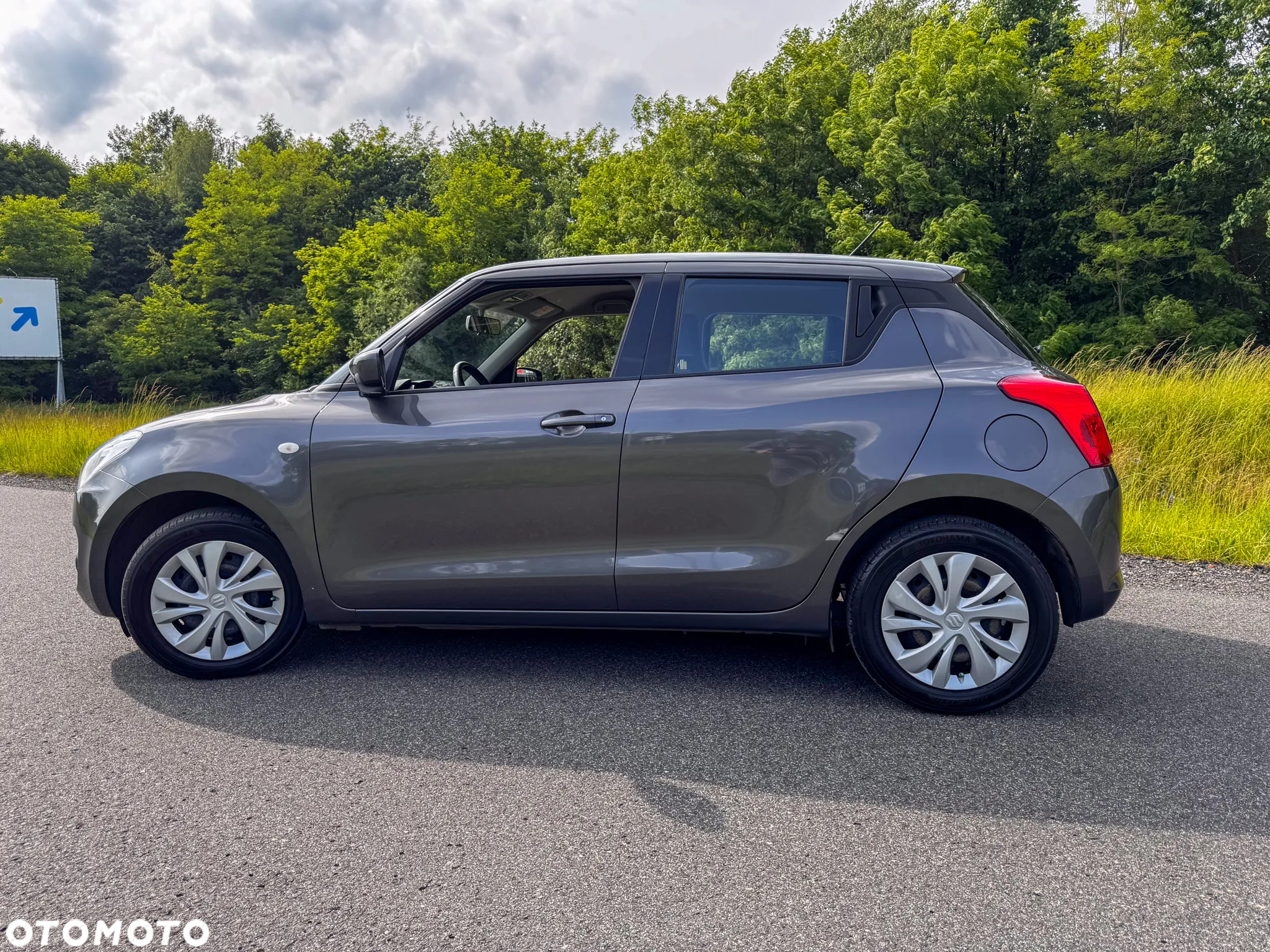 Suzuki Swift 1.2 Premium - 9
