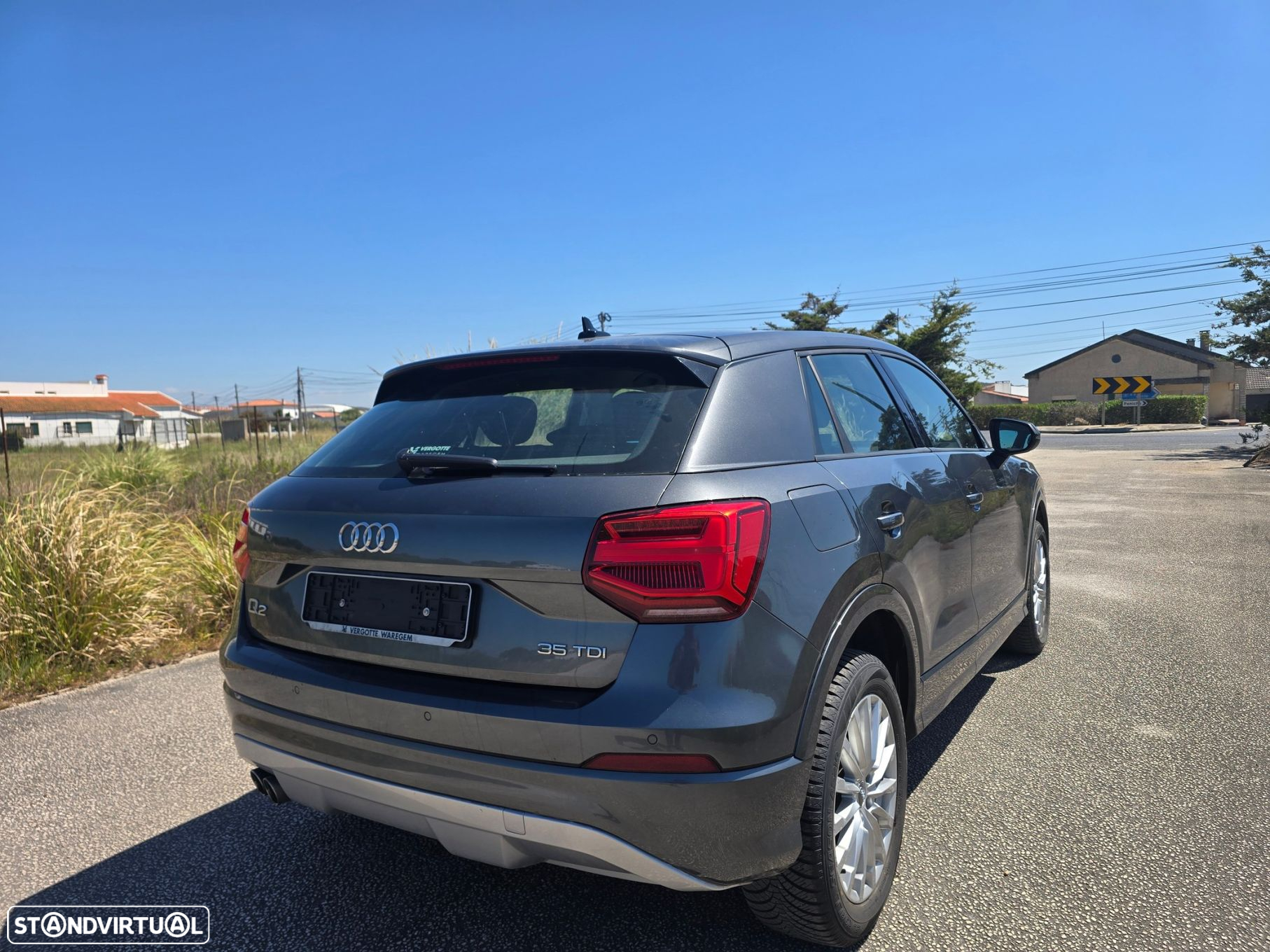 Audi Q2 35 TDI Design S tronic - 3