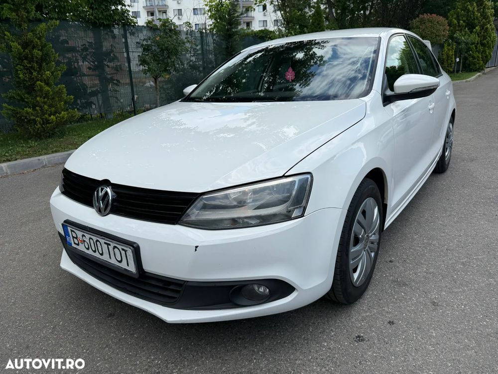 Volkswagen Jetta 1.6 TDI DPF Comfortline - 4